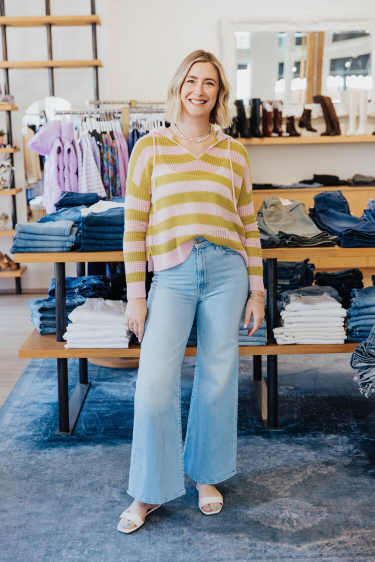 MOTHER DENIM HUSTLER ROLLER FLOOD