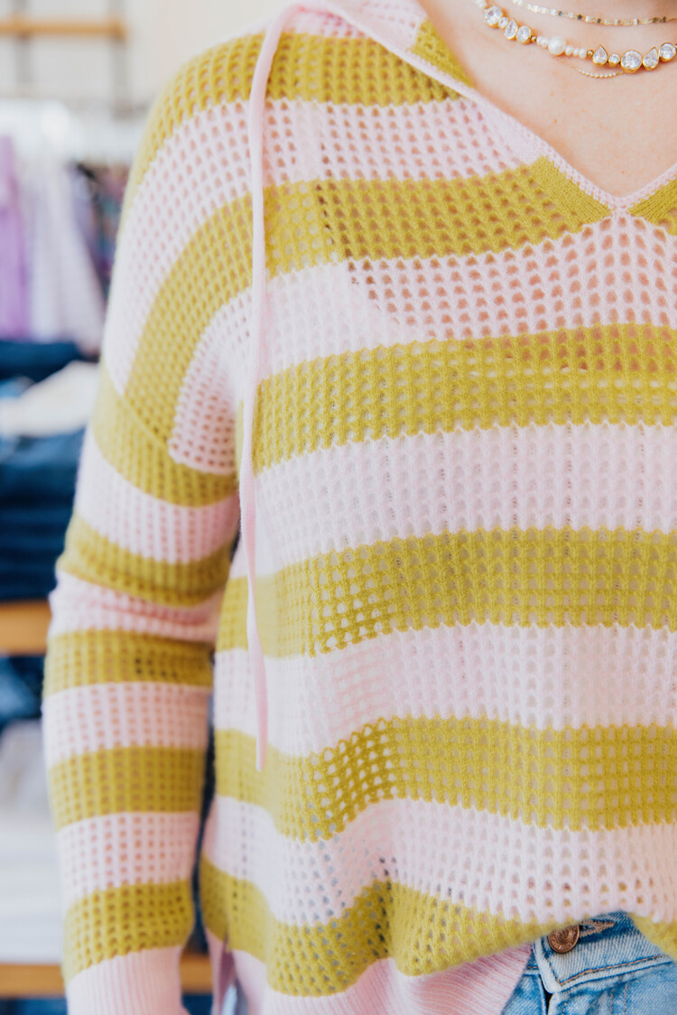 MOTHER DENIM HUSTLER ROLLER FLOOD