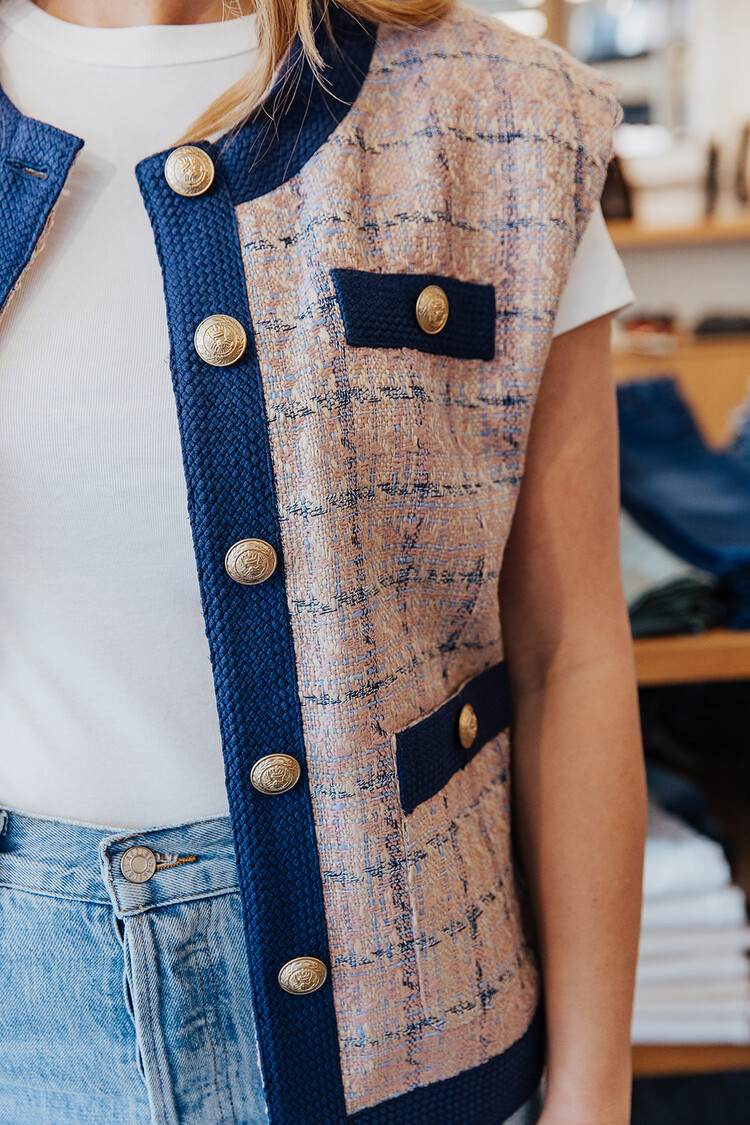 L'AGENCE LAUREL OVERSIZED VEST