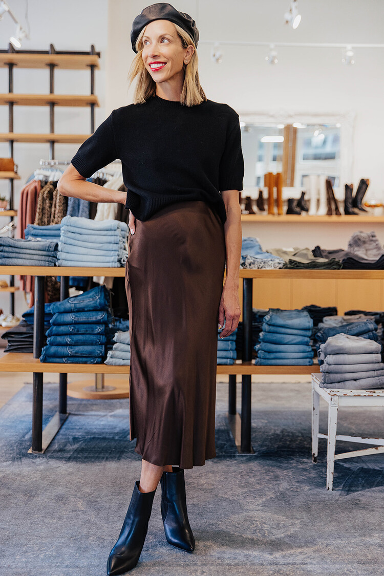 THEORY CROPPED CASHMERE TEE