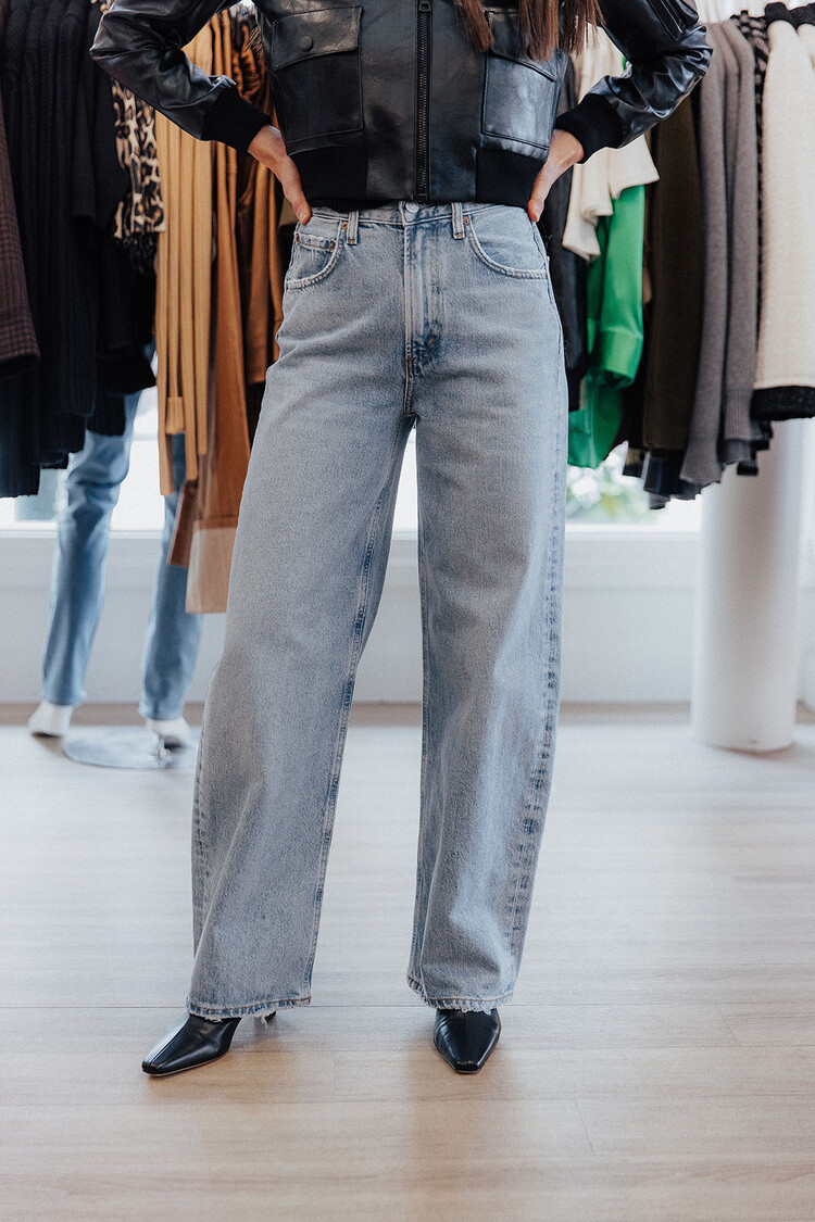 AGOLDE LOW CURVE JEAN