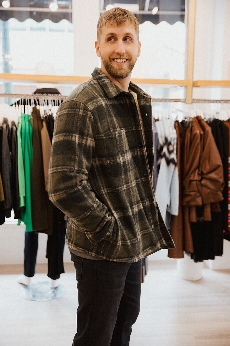 VINCE SHERPA PLAID SHIRT JKT