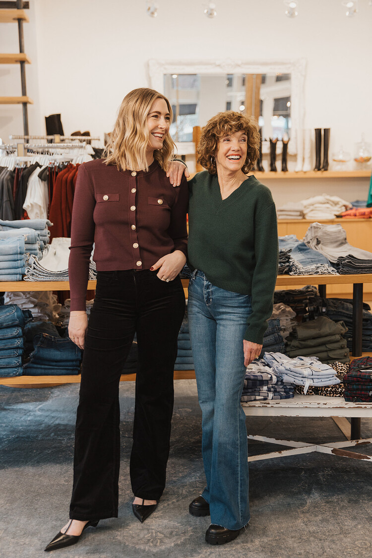 L'AGENCE SERA SNEAKER FLARE JEAN