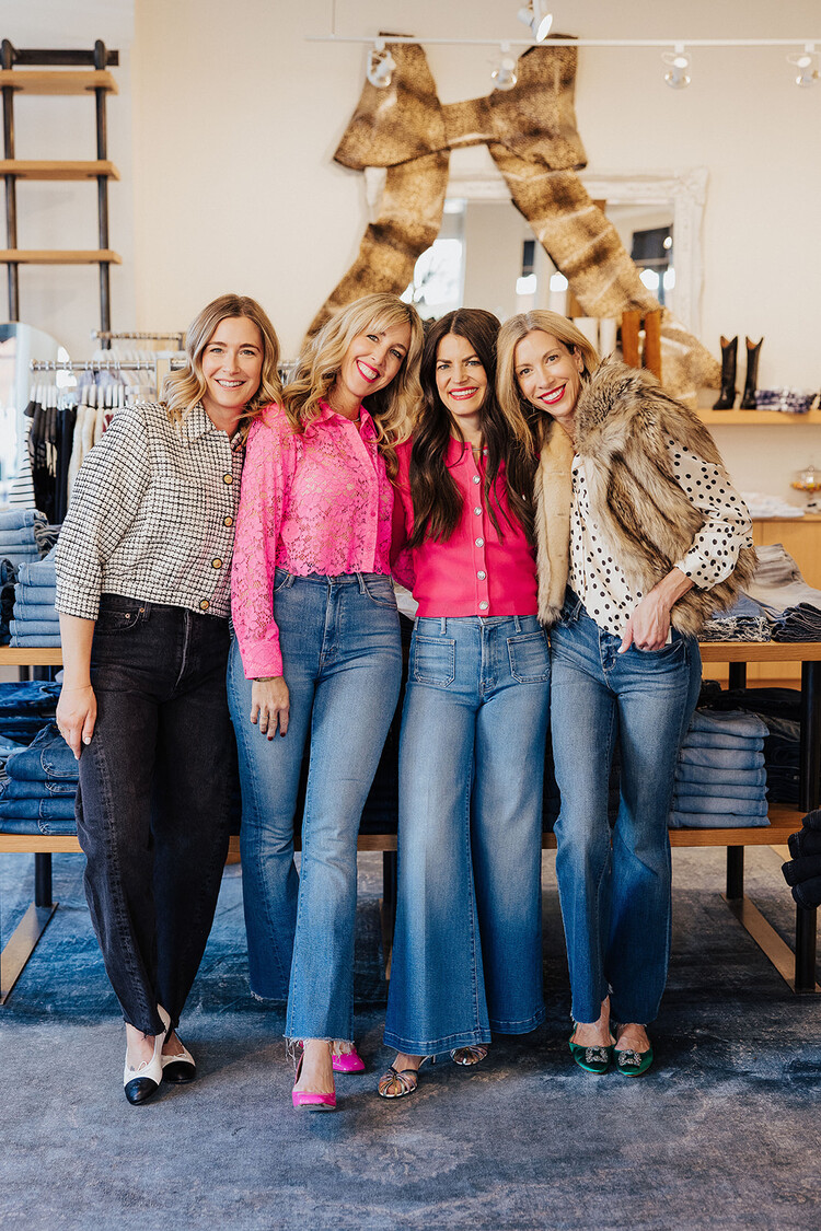 MOTHER DENIM HW WEEKENDER FRAY