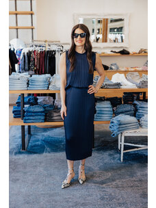 VINCE PLEATED STRAIGHT PULL ON SKIRT