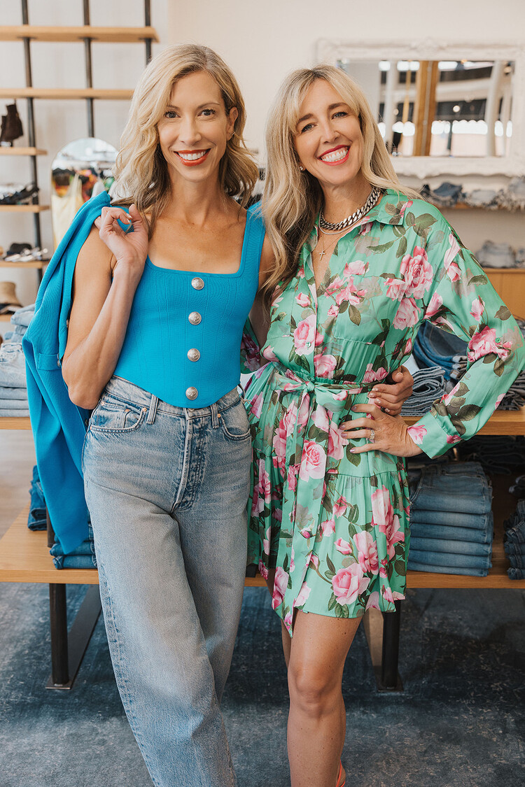 MOTHER DENIM FANGIRL BUTTON SKIMP CUFF