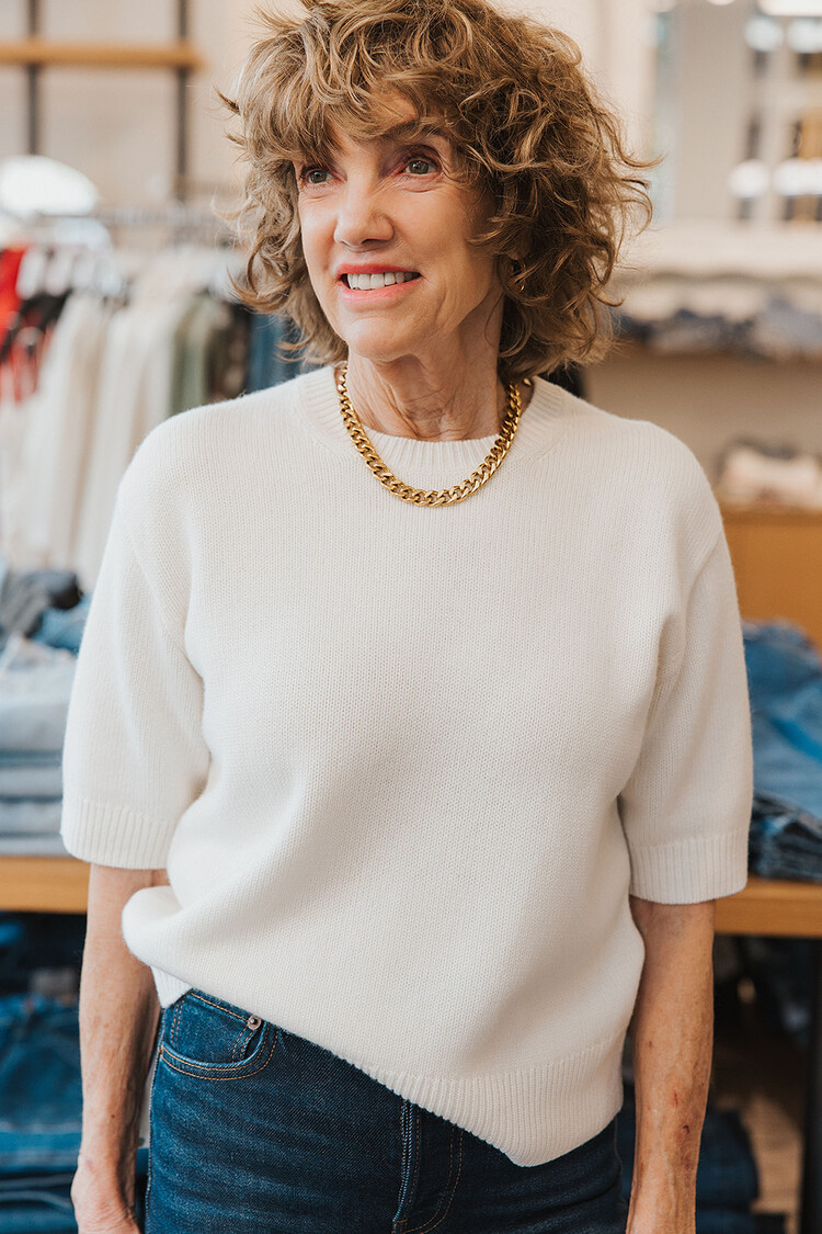 THEORY CROPPED CASHMERE TEE