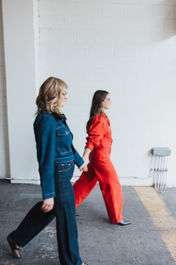 AGOLDE  TWIST JEAN IN TOMATO