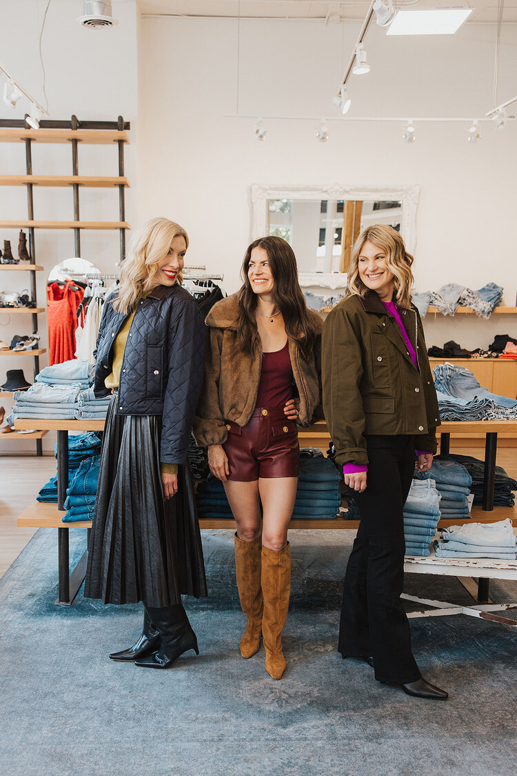 L'AGENCE DIONNE FAUX LEATHER SHORT