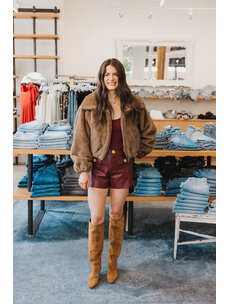 L'AGENCE DIONNE FAUX LEATHER SHORT