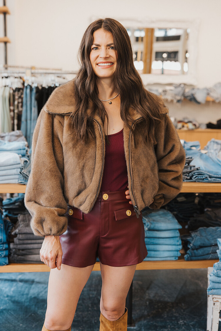 L'AGENCE DIONNE FAUX LEATHER SHORT