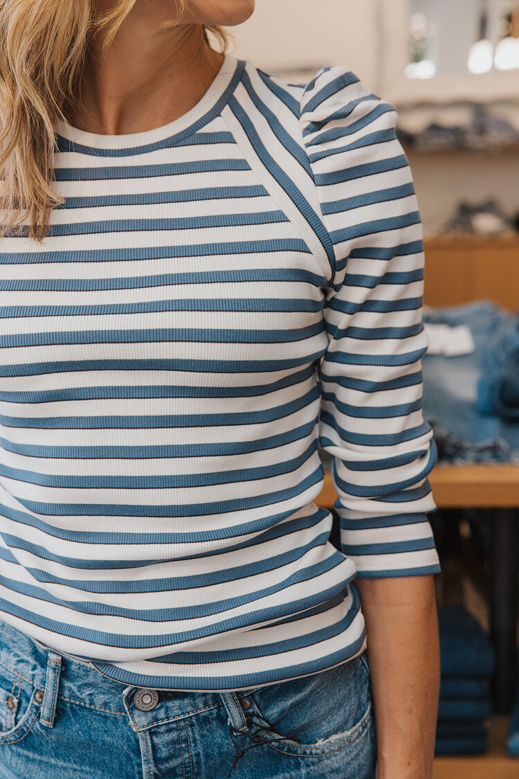 VERONICA BEARD DELANO TOP