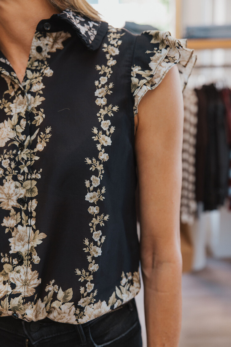 ALICE + OLIVIA MARTEL FLUTTER SLEEVE BLOUSE