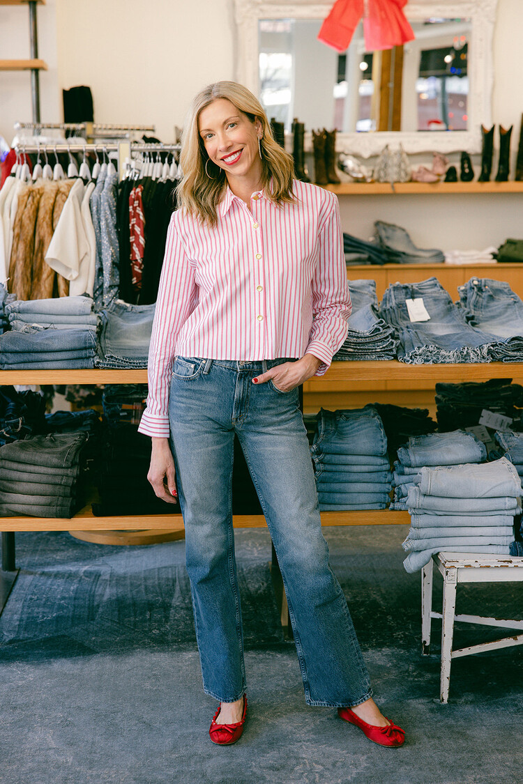 L'AGENCE  COSETTE CROP HI LOW SHIRT