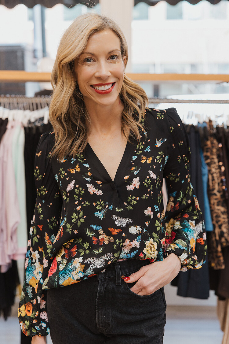 ALICE + OLIVIA HELEN BLOUSE