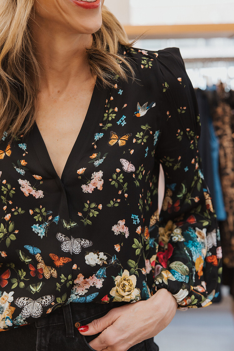 ALICE + OLIVIA HELEN BLOUSE