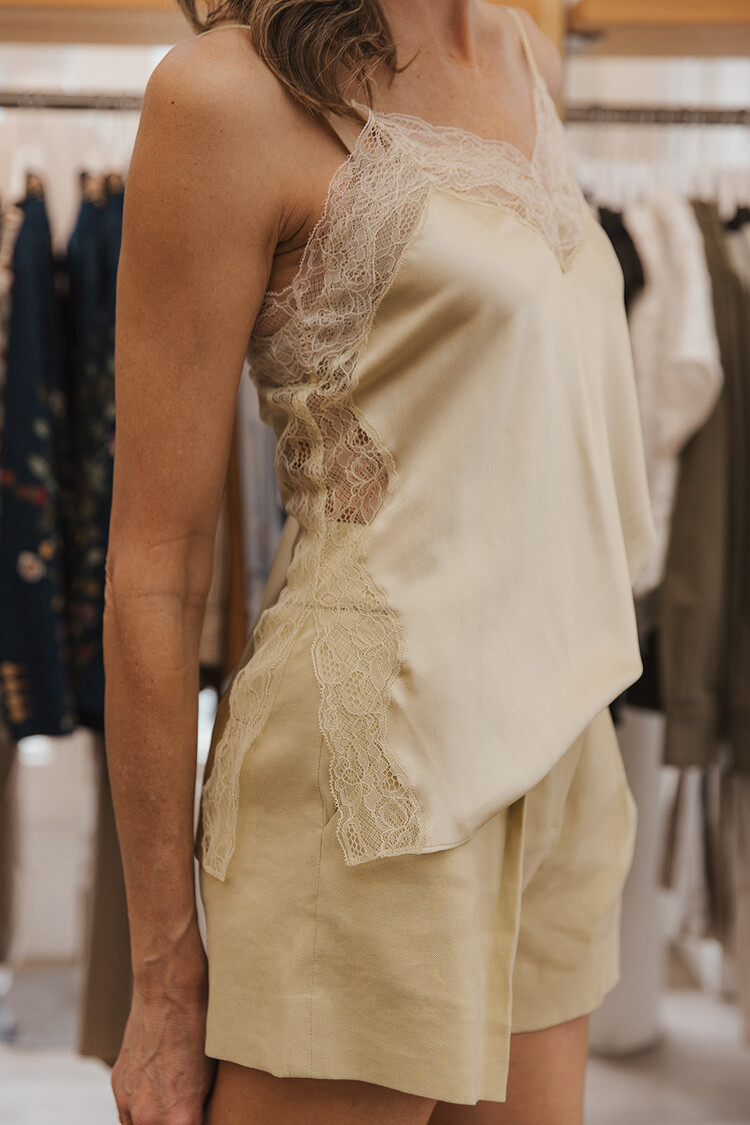 VERONICA BEARD  JOHANAN TOP