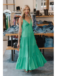 L'AGENCE LUA SLEEVELESS TIERED MAXI DRESS