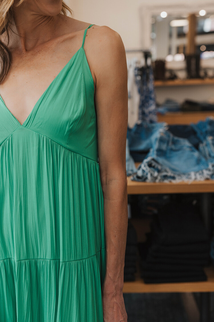 L'AGENCE LUA SLEEVELESS TIERED MAXI DRESS