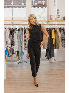 VINCE DRAPED SHOULDER SLEEVELESS TOP