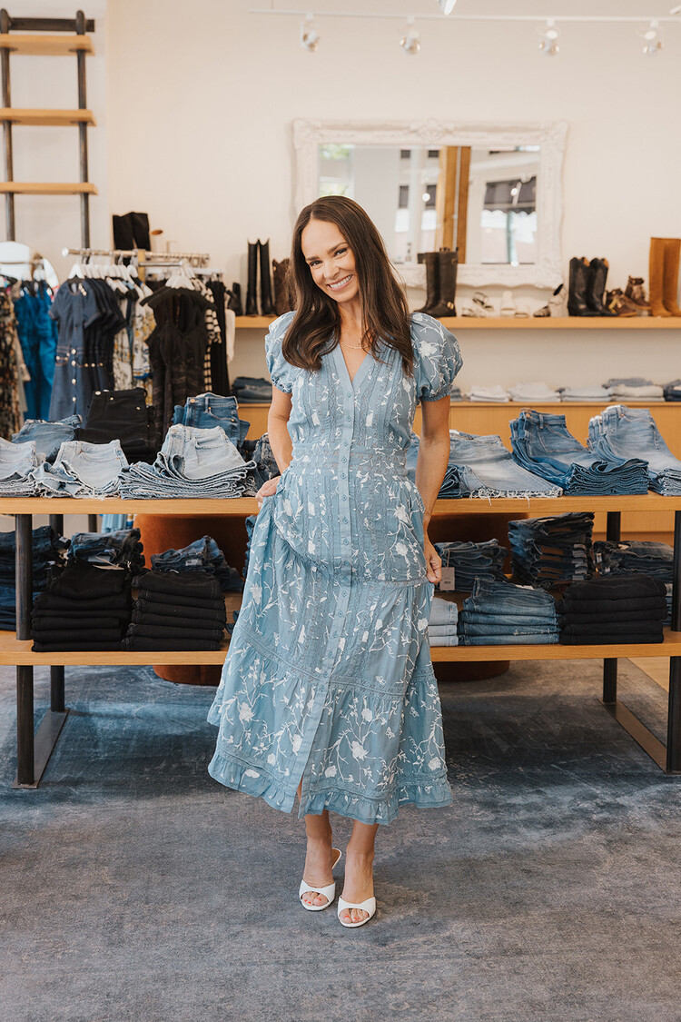ALICE + OLIVIA ALICE + OLIVIA KATHRYN LACE TRIM MIDI SHIRT