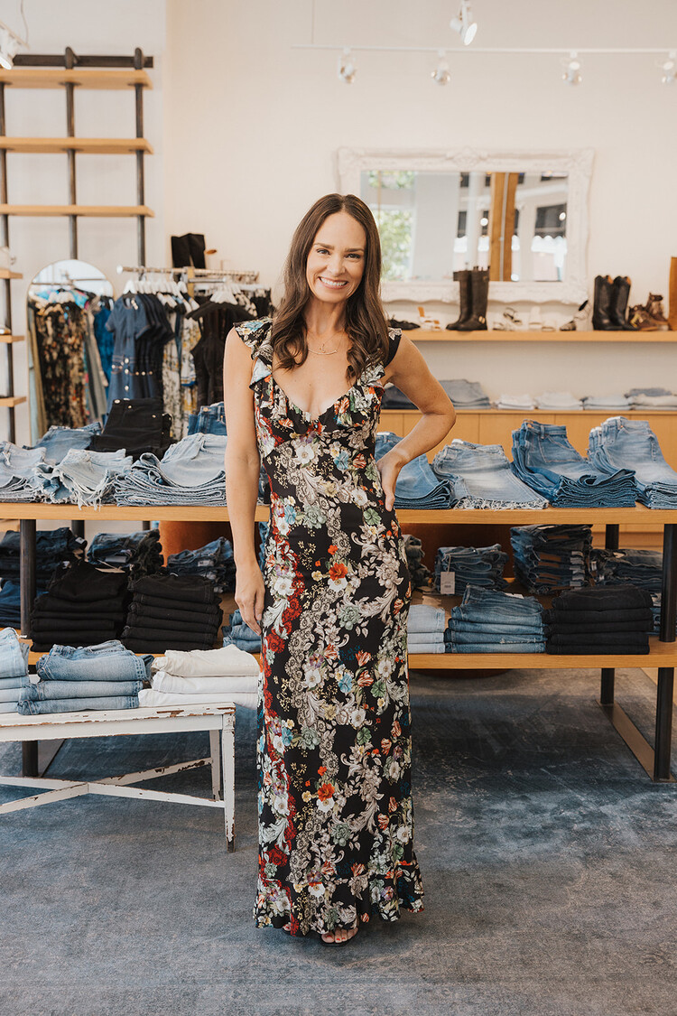 ALICE + OLIVIA ALICE + OLIVIA GEMMA BUTTON FRONT MAXI DRESS