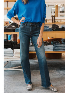 MOTHER DENIM MOTHER MID RISE LASSO SNEAK