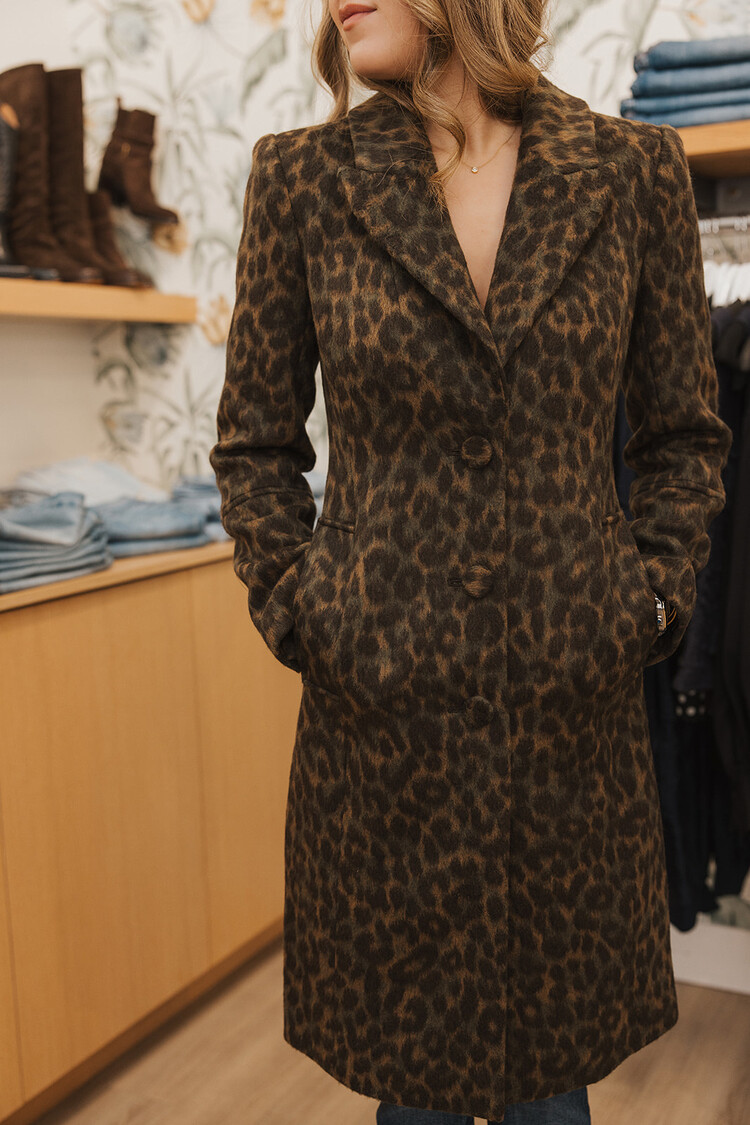 L'AGENCE L'AGENCE LANEY LEOPARD COAT