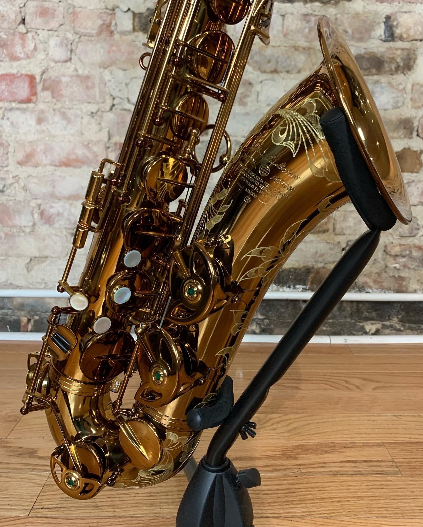 Artist Edition New York Signature Tenor Saxophone Cognac Finish No