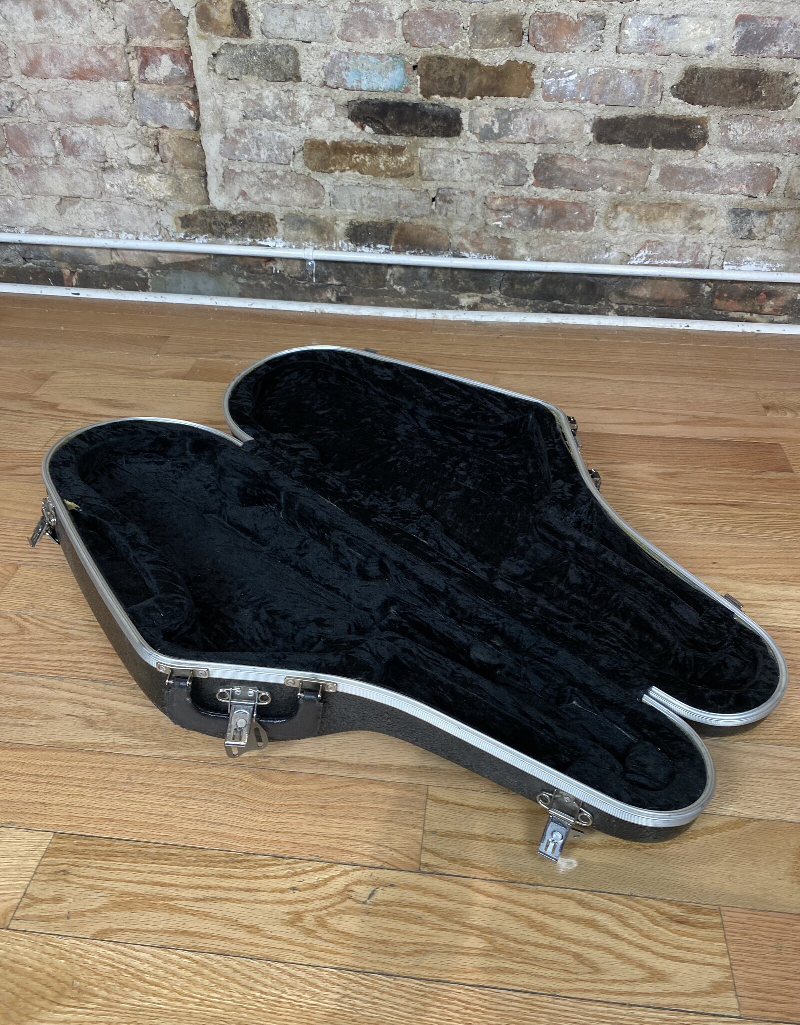 Walt Johnson Fiberglass Tenor Saxophone Flight Case Vintage Preowned