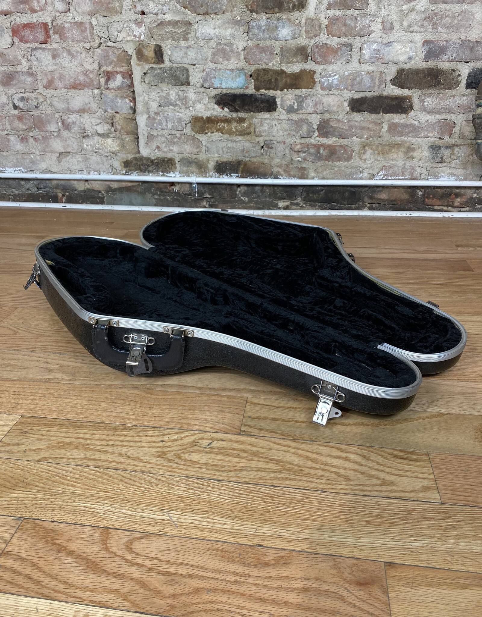 Walt Johnson Fiberglass Tenor Saxophone Flight Case Vintage Preowned