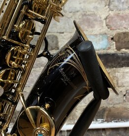 Yanagisawa Pre Owned Yanagisawa AWO1B Professional Alto Saxophone Black Lacquered Finish