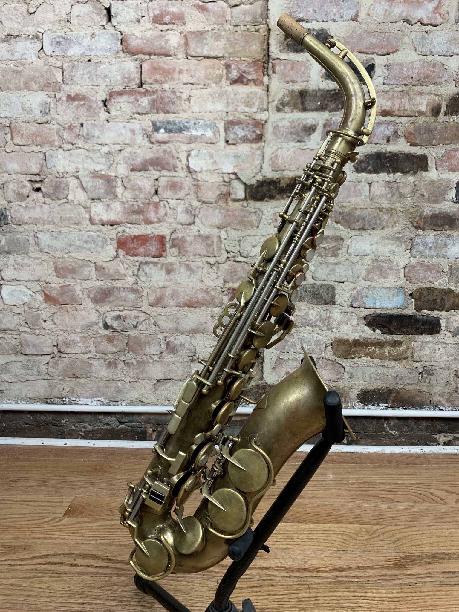 229xxx 1939 King Zephyr Series I Alto Fresh Repad - JL Woodwind Repair