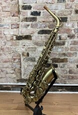 Selmer Lightly Pre Owned Selmer Supreme Alto in Antique Lacquer