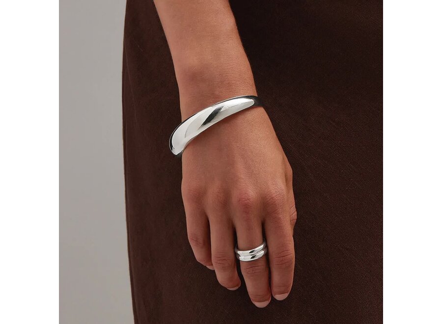 MOONRISE SILVER BANGLE (B7272)