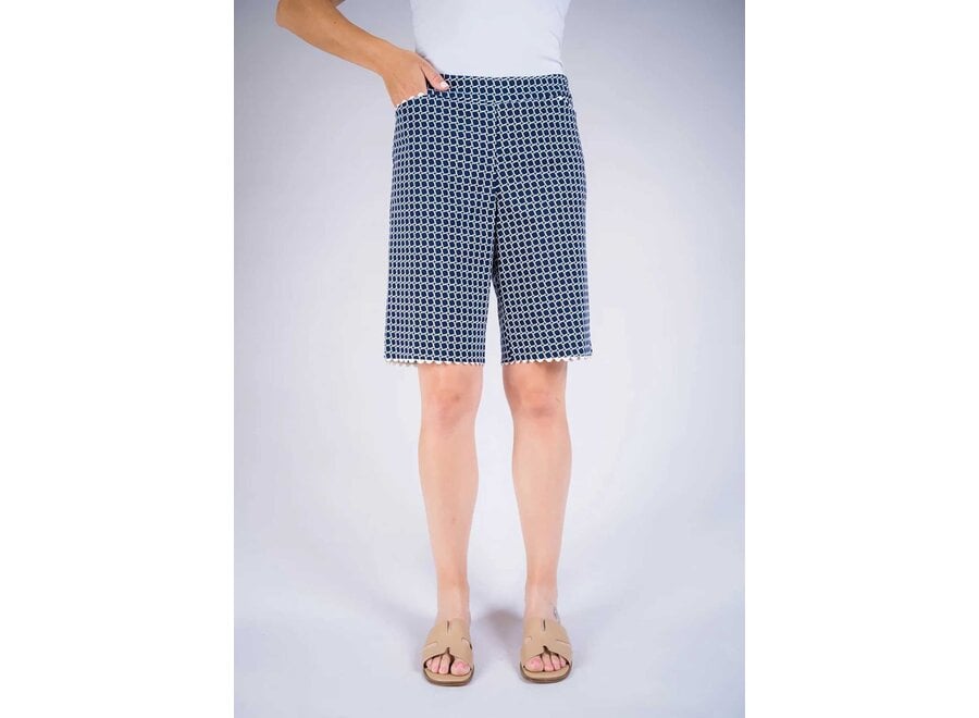 NAUTICAL NET 11" BERMUDA SHORTS RIC-RAC TRIM