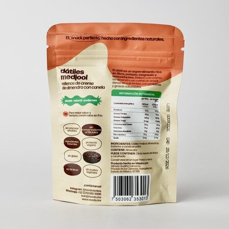 Datiles Rellenos de Crema de Almendra Con Canela Noodo 80g