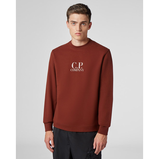 Diagonal Raised Fleece Chest Logo Sweat in Cinnamon