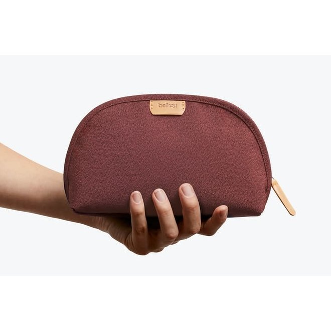 Classic Pouch in Red Earth
