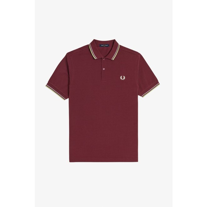 Twin Tipped Fred Perry Shirt in Aubergine/Rain/Willow