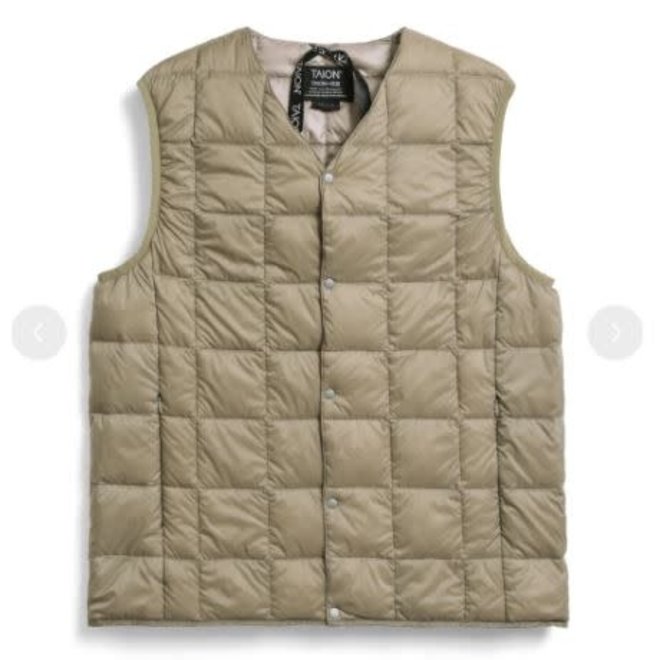 V-Neck Button Down Vest in Sandy Beige