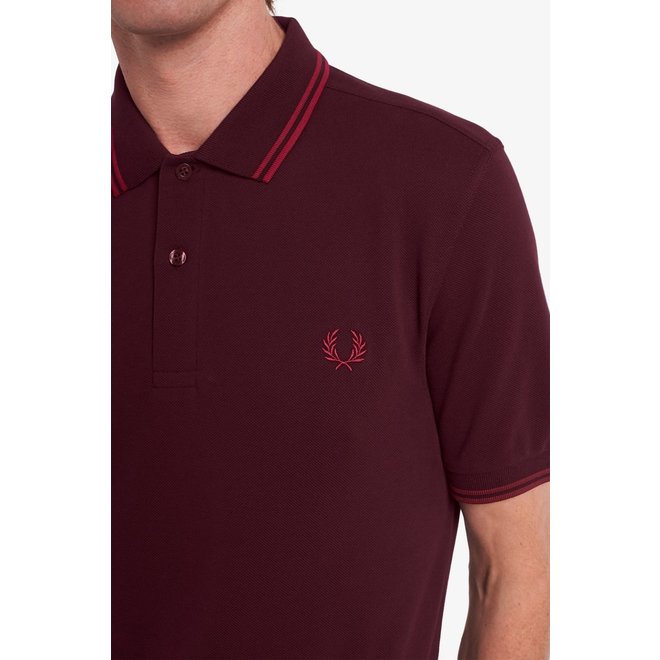 Twin Tipped Fred Perry Shirt in Mahogany/Claret/Claret
