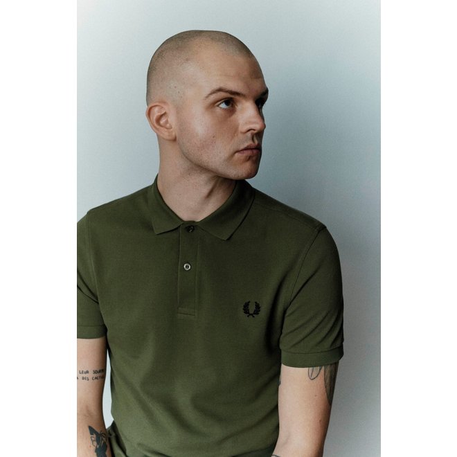 Plain Fred Perry Shirt in Uniform Green