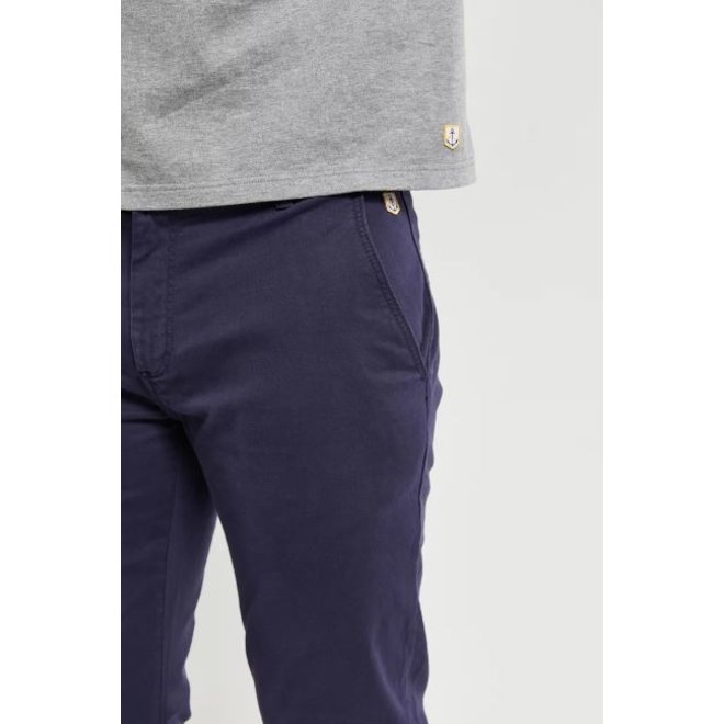Chino Pants in Rich Navy