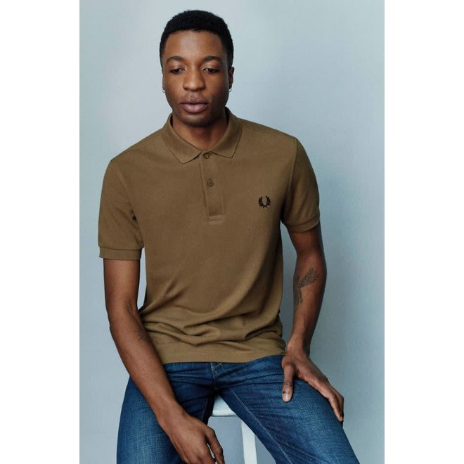 Plain Fred Perry Shirt in Shaded Stone