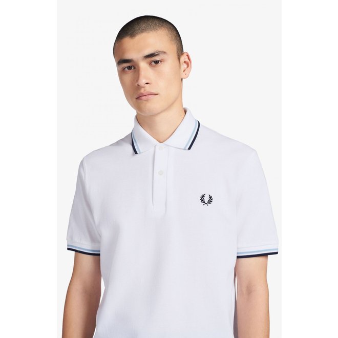 Made in England M12 - Fred Perry Shirt in White/Ice/Navy