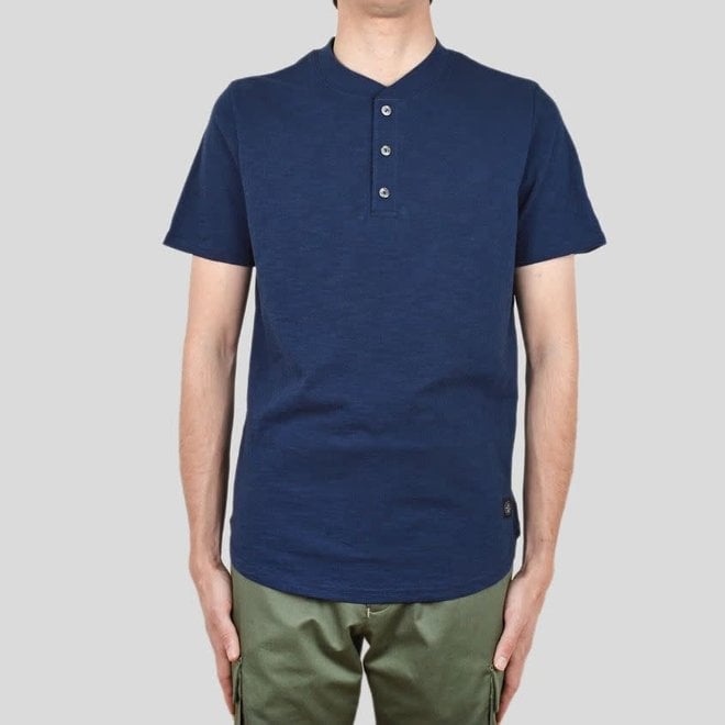 Slub S/S Henley in Indigo