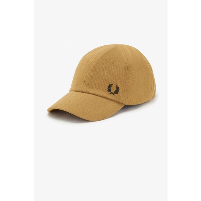 Classic Pique Cap in Dark Caramel/Black