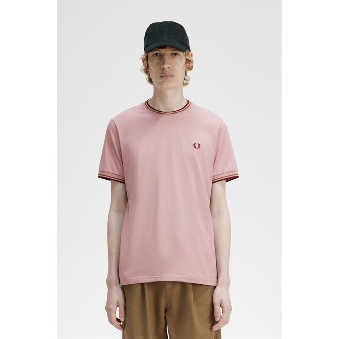 Twin Tipped T-Shirt in Dusty Rose Pink