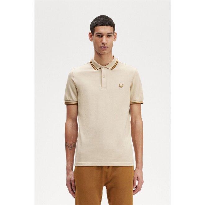 Twin Tipped Fred Perry Shirt in Oatmeal/ Dark Caramel